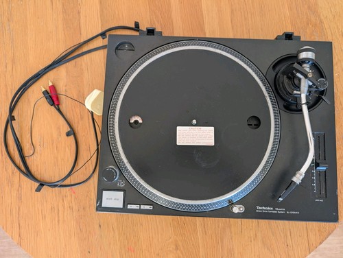 Technics 1210 mk2 turntable - technics,