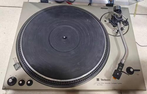 Technics 1700 direct drive - sl-1700,