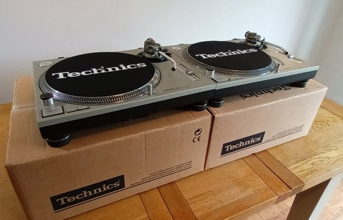 Technics 1200 mk2 pair - mk2, mint