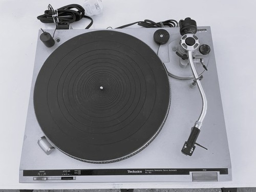 Technics turntable new - turntable,,